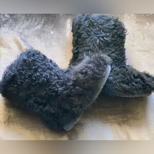 ✨PREOWNED ✨💯%AUTHENTIC SAINT LAURENT AGNELLO GITANA RICCIO BOOTS.